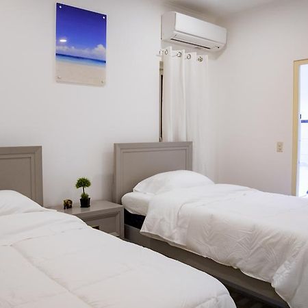 Villa Noah Palm Beach Zewnętrze zdjęcie