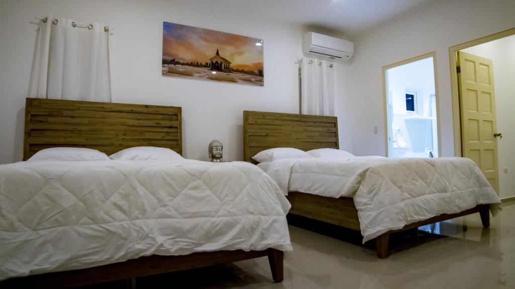 Villa Noah Palm Beach Zewnętrze zdjęcie